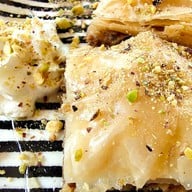 เมนูของร้าน Beirut Lebanese Restaurant พร้อมพงษ์