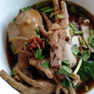 ก๋วยเตี๋ยวไก่ตุ๋น กฤตยา  เดอะ สตรีท รัชดา โซน Take Home