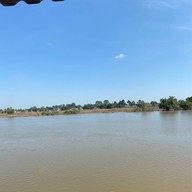 ร้านป้าสำราญ อุทัยธานี