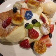 BRIX Dessert Bar โรงแรม เดอะสลิล โฮเทล ริเวอร์ไซด์