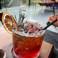 Plern Cafe & Eatery อุดมสุข34