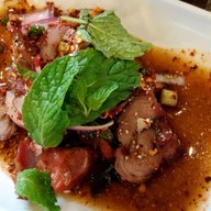 เมนูของร้าน แซ่บสัส ตลาดนกฮูก