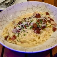 Sea.Fire.Salt ไม้ขาว