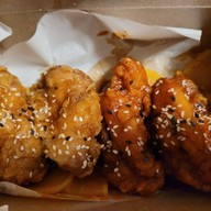เมนูของร้าน Mr.s Korea food ตลาดต้นไทร ลานเบียร์