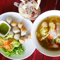 โรงหมี่หอมหวล