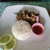 เมนูของร้าน กินกะเพรา-กัญ