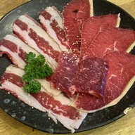 เมนูของร้าน Hachi Grill Bar