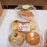 ขนมบ้านโกไข่ ปตท.ทุ่งใหญ่