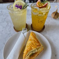 ละไม Lamai cafe