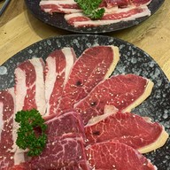 เมนูของร้าน Hachi Grill Bar