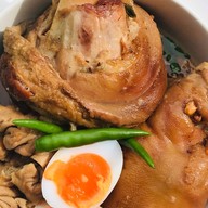 อิ่มสุข เกาเหลาเลือดหมู 1