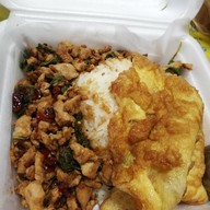 เมนูของร้าน กระเพราพริกแห้ง พฤกษา 20