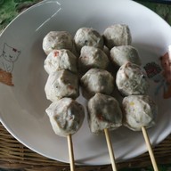 เมนูของร้าน kim-noiลุกชิ้นปิ้ง-ทอด -