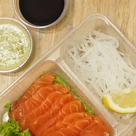 ข้าวมันไก่ จป.ฮาลาล สาขาหมู่บ้านนักกีฬาแหลมทอง ซอย 12 แยก 7 สาขาหมู่บ้านนักกีฬาแหลมทอง ซอย 12 แยก 7