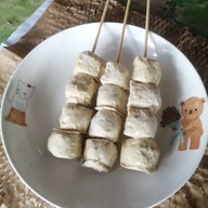 เมนูของร้าน kim-noiลุกชิ้นปิ้ง-ทอด -