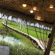ในนาโฮมคาเฟ่