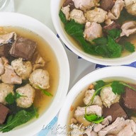 ข้าวหมูแดงสุพรรณ (สาขา2)