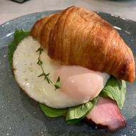 เมนูของร้าน AKART Day