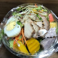 Mama Salad (มาม่ะ สลัดโรล&สลัดผักผลไม้)