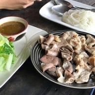 เฮือนแม่อุ้ย