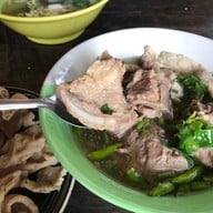 เฮือนแม่อุ้ย