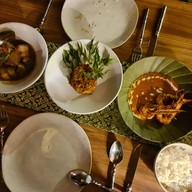 เมนูของร้าน Pak Tai