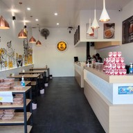 หน้าร้าน ราชา โรตีชาชัก (กัลปพฤกษ์)