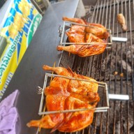 ส้มตำริมบึง