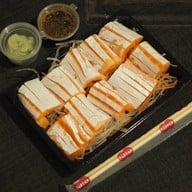 แซลมอนรีพับบลิค (Salmon Republic) สี่พระยา