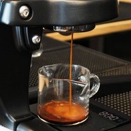 บรรยากาศ KAYIM COFFEE SLOW BAR 2 (แยกบินหลา) อุทยานประวัติศาสตร์พระนครศรีอยุธยา