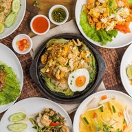 LA-DA kitchen  ลดา คิทเช้น