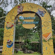 หน้าร้าน ต้นขนมหวาน สะพานกาแฟ
