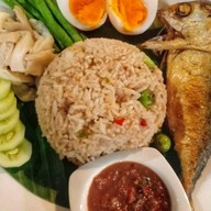 ร้านข้าวคลุกน้ำพริกอ่างทอง