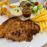 The LOFT  Bistro Cafe