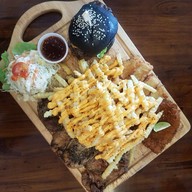 เมนูของร้าน สเต็กลุงหยิก นวลจันทร์ เกษตร-นวมินทร์ เกษตร - นวมินทร์