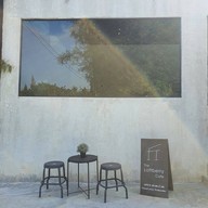 หน้าร้าน Hideaway To The Moon