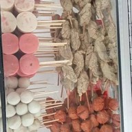 ลูกชิ้นทอด เรณู-ส นวมินซอย3ข้างเซเว่น