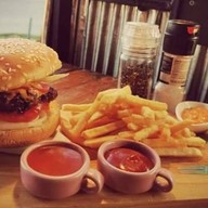 Mr.หนวดRESTAURANT