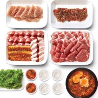 เมนูของร้าน AKA บิ๊กทอมคิทเช่น ดินแดง