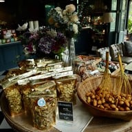 Cafe' Inn Factory