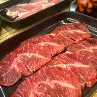 หอมเนย โคขุนกระทะร้อน พัทยา