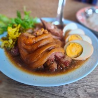 เมนูของร้าน ร้านขาหมูเชียงดาว (เจ้าเก่า)