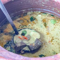 ขนมจีนมีน้ำยา (Me Nam Yaa)