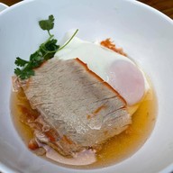 เมนูของร้าน ข้าวเปิ๊บยายเครื่อง