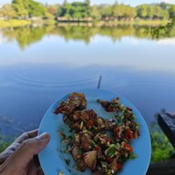 ซุ้มกุ้งเต้นหนองปึ๋ง