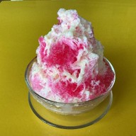 น้ำแข็งใสหลังโรงเรียนวีรนาท (0938934849)