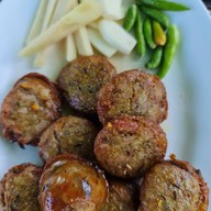 ซุ้มกุ้งเต้นหนองปึ๋ง