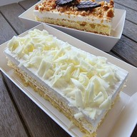 DAISY DOLCE CAFE ตราด