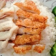 ข้าวมันไก่สองโก
