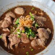 ก๋วยเตี๋ยวเรือบ้านกลางกรุง